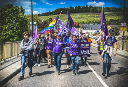 Volters marching on the bridge from Schengen to Perl